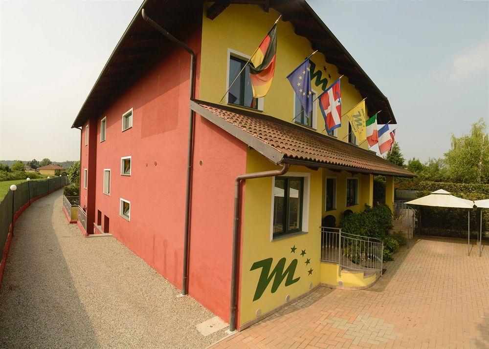 Hotel Motel Residence S Front Exterior photo